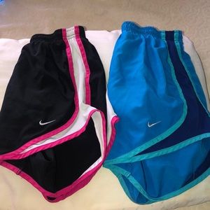 💛 Nike Shorts Pair (2) !